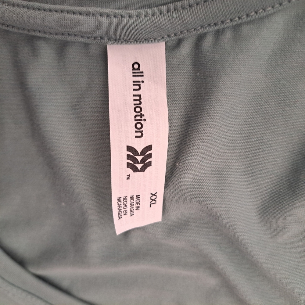 All In Motion Razerback Tank NWT - Picture 9 of 9